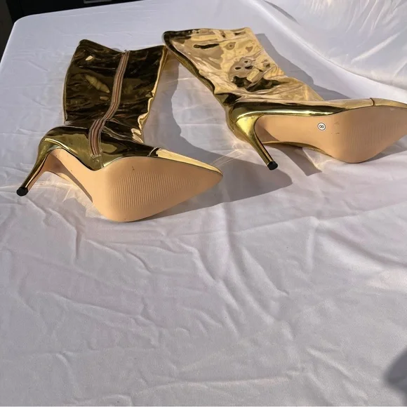 Shiny Gold Heeled Boots - Picture 3 of 4